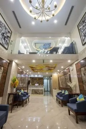 Golden Legend Palace Hotel - Lobi