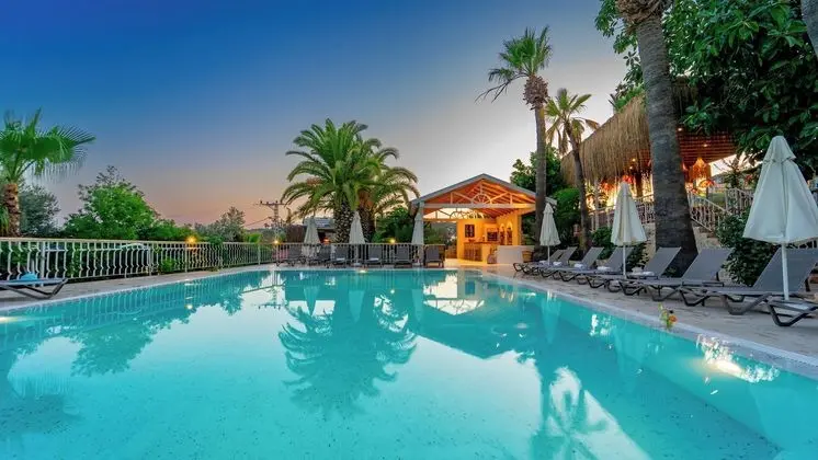 Golden Lighthouse Hotel - Havuz