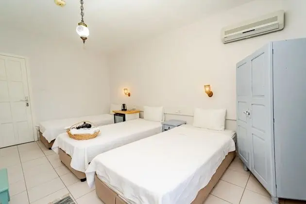 Golden Lighthouse Hotel - Oda