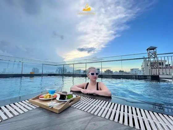 Golden Line Danang Hotel