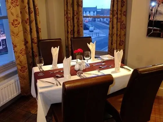 The Golden Lion Hotel - Yerinde Yemek