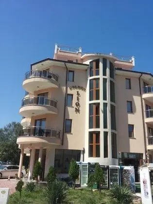 Hotel Golden Lion - Dış Mekan