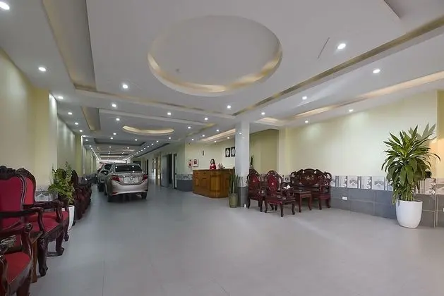 Golden Lotus Airport Hotel - Lobi
