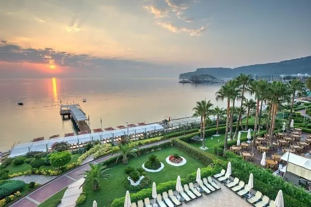 Hotel Golden Lotus