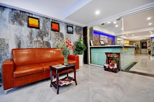 Golden Lotus Hotel - Lobi