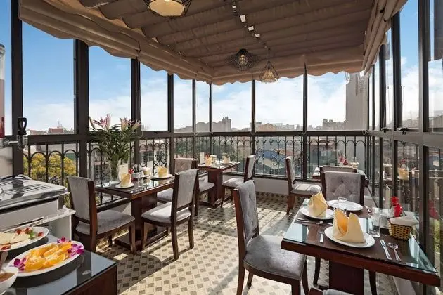Golden Moon Suite Hotel - Öne Çıkan Resim