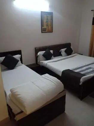 Hotel Golden Nest