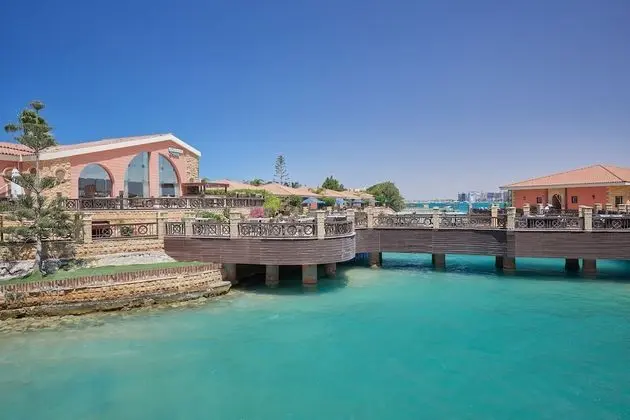 Golden Ocean Marina Hotel