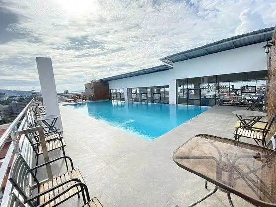 Golden Palace