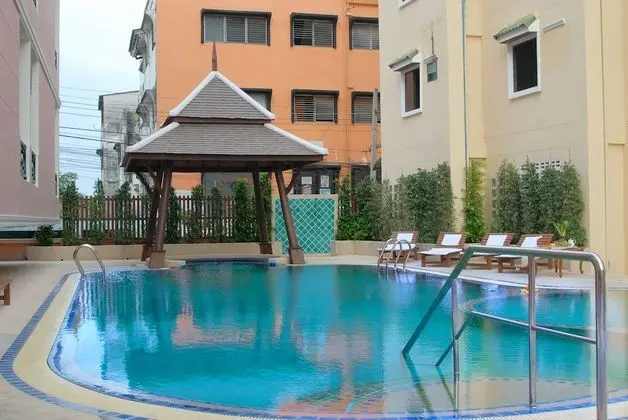 Golden Villa - Havuz