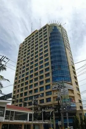 The Golden Peak Hotel & Suites by Cocotel powered by fave - Dış Mekan