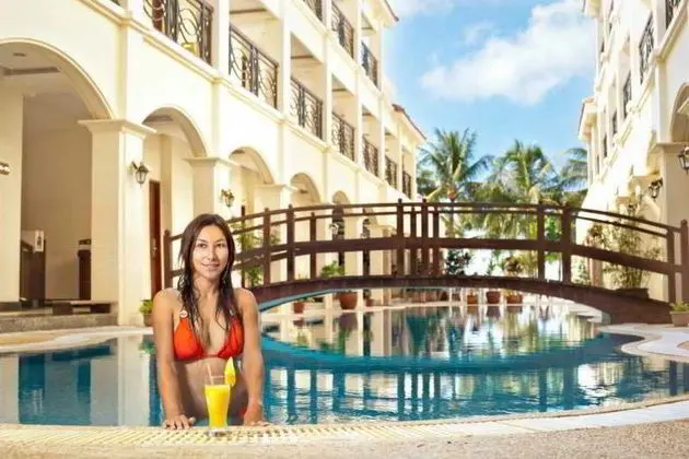 Golden Phoenix Hotel Boracay