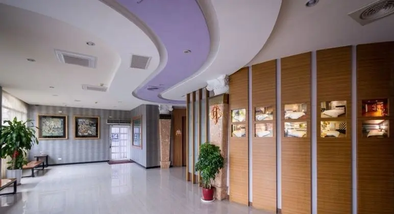 GOLDEN PHOENIX HOTEL