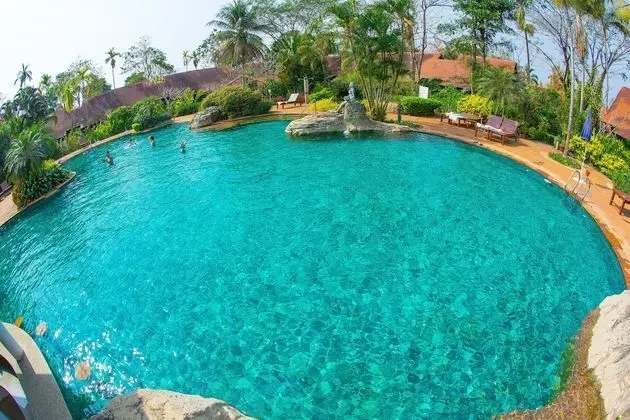 Golden Pine Resort