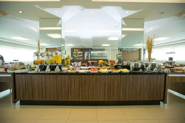 Golden Plaza Hotel by Easy Class - Genel