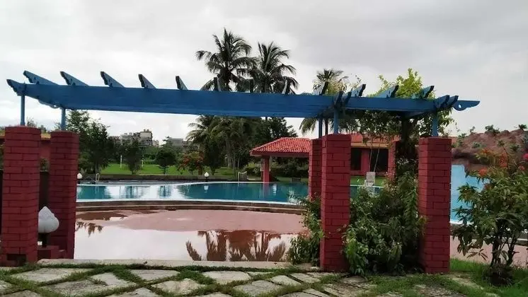 The Golden Retreat - Havuz