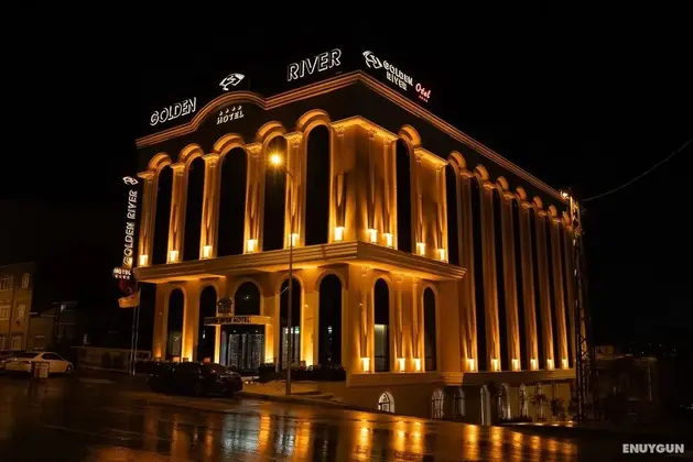 Golden River Hotel by Continent