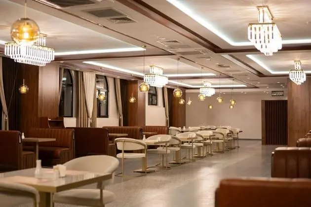 Golden River Hotel By Continent - Yeme / İçme