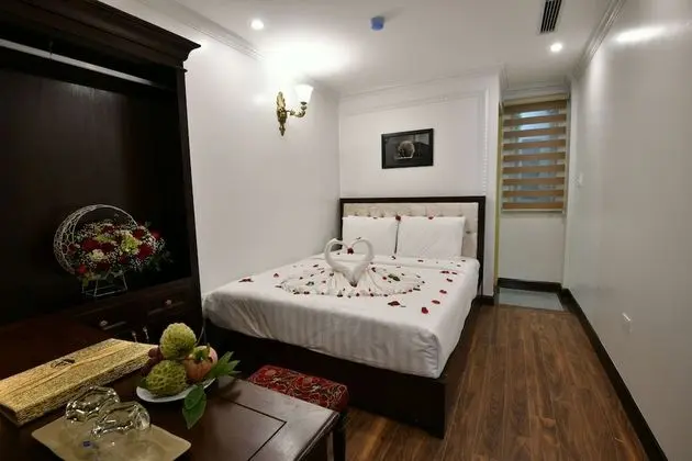 Golden Sail Hotel - Oda
