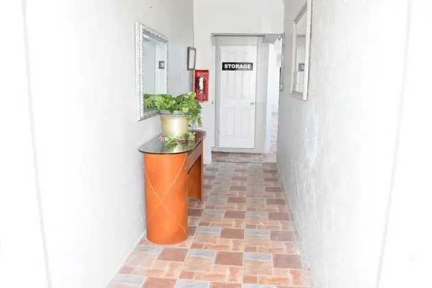 Golden Sand Oceanfront - Lobi