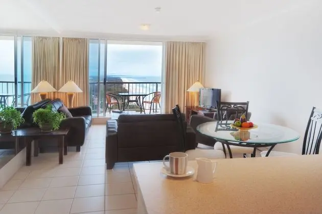 Golden Sands Apartments - Oda