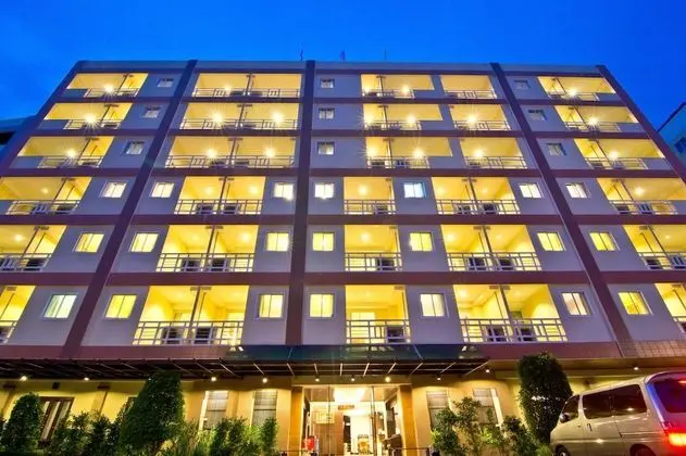 Golden Sea Pattaya Hotel - Dış Mekan