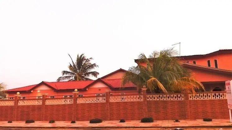 Golden Simcha Hotel