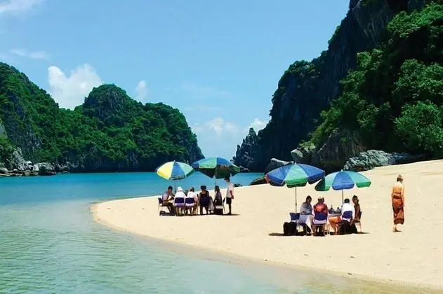 Golden Star Cruise - Plaj
