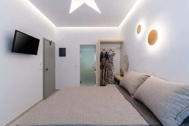 Golden Star - Oda
