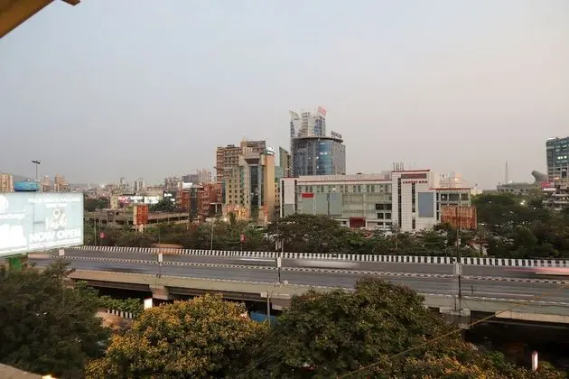Hotel Golden suites Vashi Navi mumbai