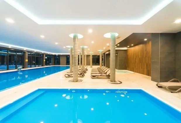 Golden Sun Apartments- Polanki - Havuz