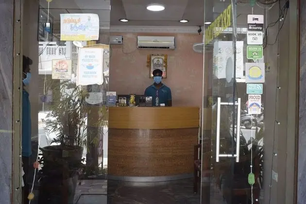 Golden Sun Inn - Dış Mekan