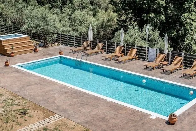 Golden Sun Villas