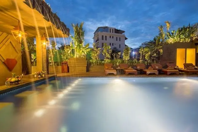 Golden Temple Villa - Havuz