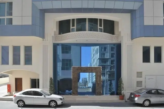 Golden Treasure Tower Family Apartment