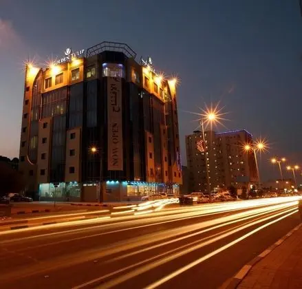 Golden Tulip Hotel