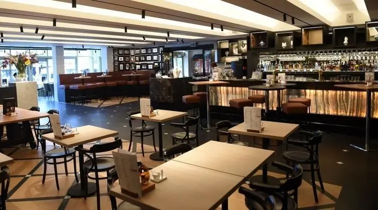 Golden Tulip Hotel Central