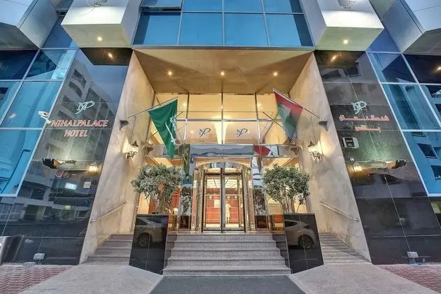 Golden Tulip Deira - Dış Mekan