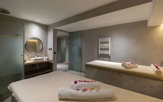 Golden Tulip El Mechtel - Spa