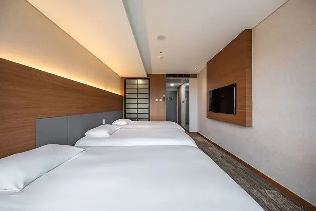 Golden Tulip Jeju Seongsan Hotel - Oda