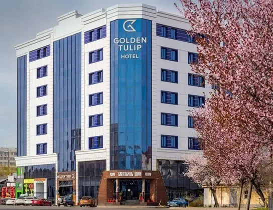 Golden Tulip Krasnodar - Dış Mekan