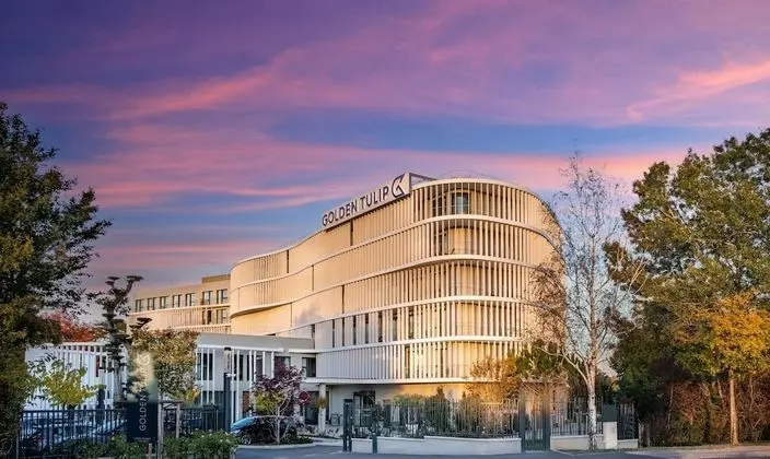 Golden Tulip Lyon Ouest Techlid - Hotel and Spa - Dış Mekan