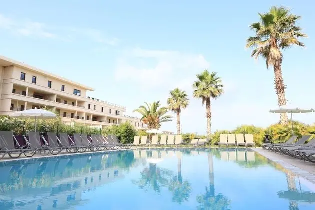 Golden Tulip Villa Massalia