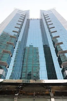 Golden Tulip Media Hotel - Dış Mekan