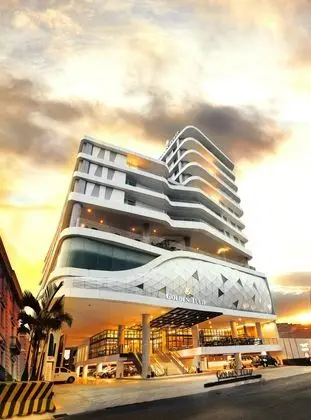 Golden Tulip Pontianak