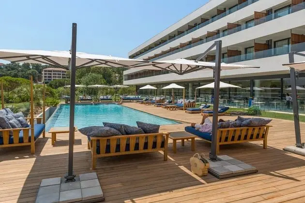 Golden Tulip Porto Vecchio - Havuz