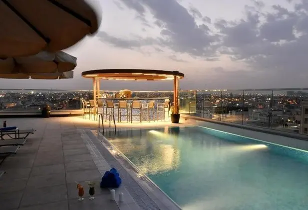 Golden Tulip Riyadh - Havuz