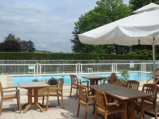 Golden Tulip Roissy Saint Witz