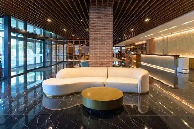 Golden Tulip Hotel Taichung - Lobi
