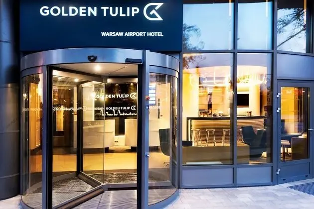 Golden Tulip Warsaw Airport - Dış Mekan